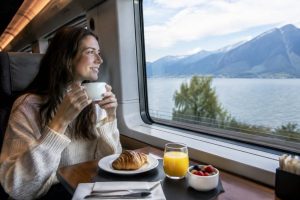 Tgv Lyria bar : une pause gourmande à bord des trains entre la Suisse et la France